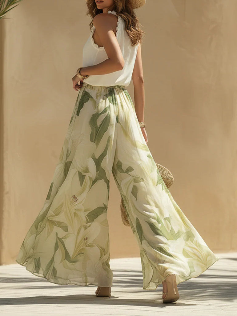 Alessandra – Chiffon-Ärmelloses Top mit Rüschen und Lilium-Print-Hose