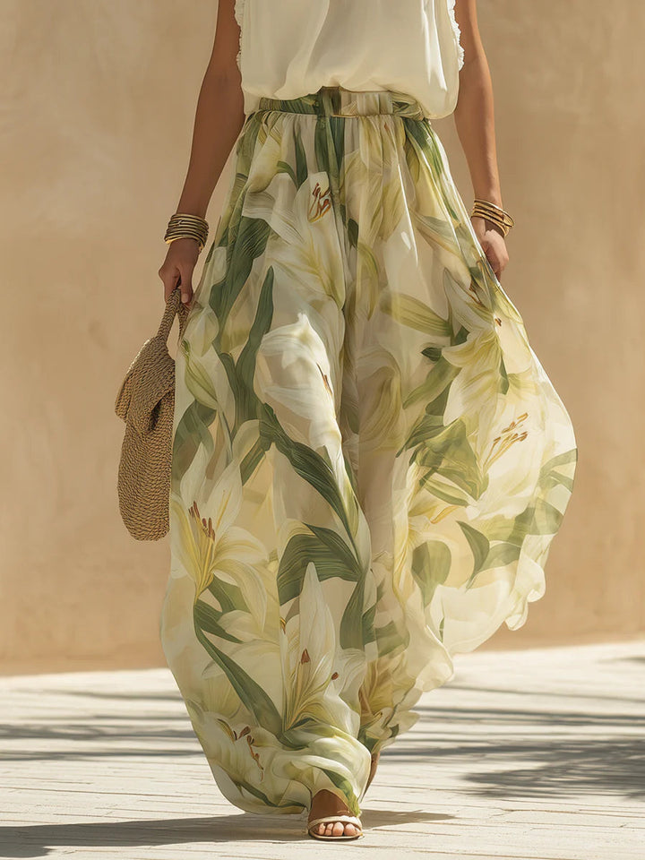 Alessandra – Chiffon-Ärmelloses Top mit Rüschen und Lilium-Print-Hose