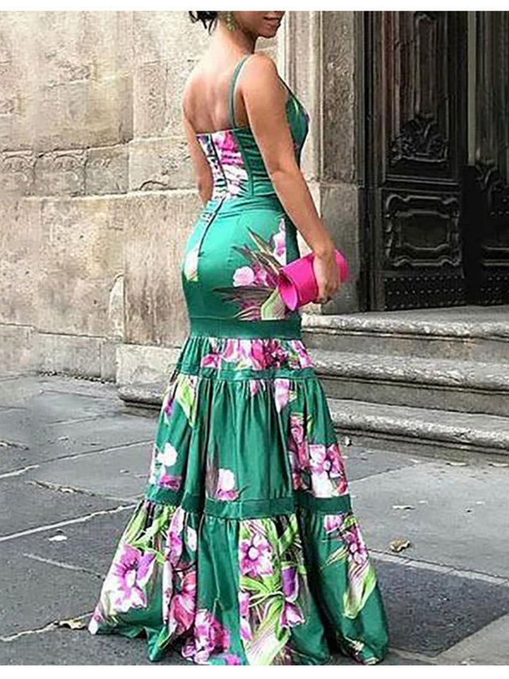 Zeitloses Maxi-Satin-Kleid mit bedrucktem Einsatz und Rückenträgern