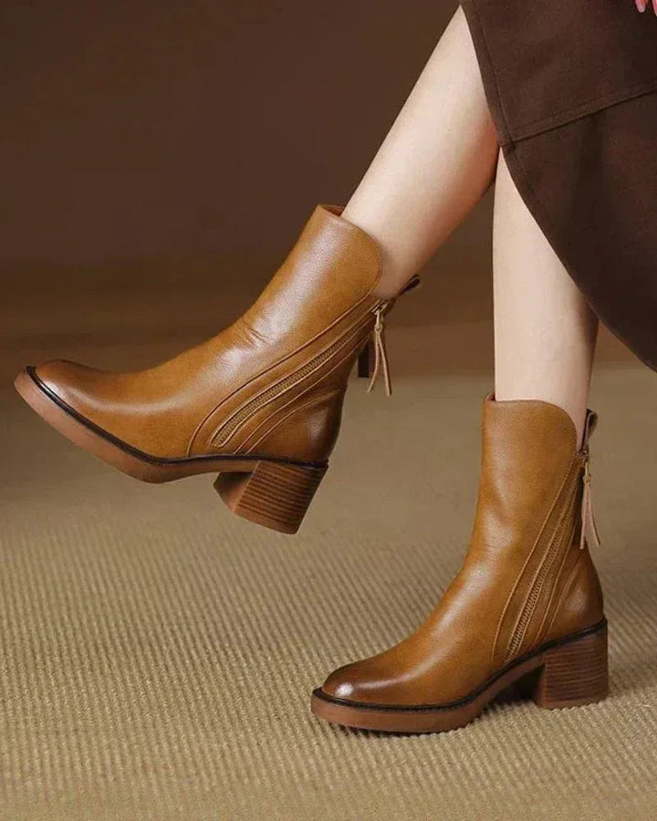 Vi™ Elegant Leather Boots