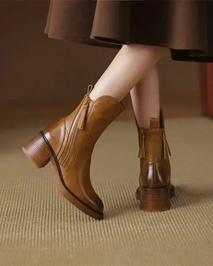 Vi™ Elegant Leather Boots