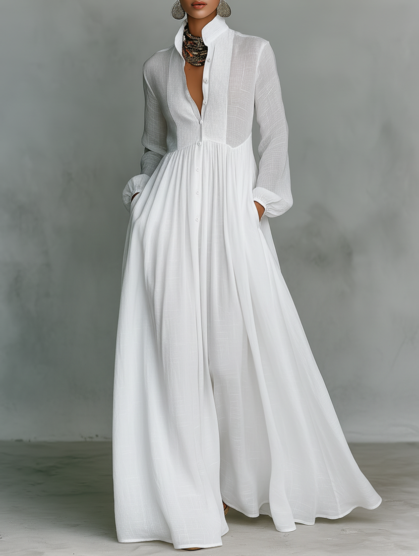 Elisa – Maxikleid im minimalistischen Stil mit Patchwork, hohem Kragen und langen Ärmeln
