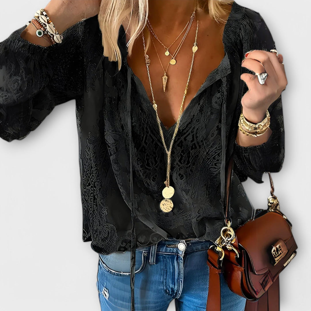 Zeleste | Blusa Feminina de Renda com Decote V e Manga Longa Estilo Boho
