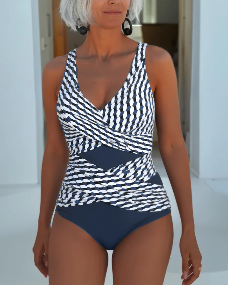 Ashley™ | Maiô com Design Transpassado para Uso Casual em Resort