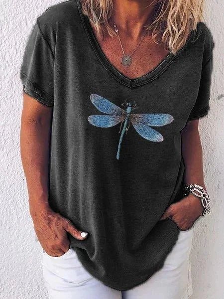 Luna | Camiseta casual para mujer con estampado de libélula, cuello en V y manga corta
