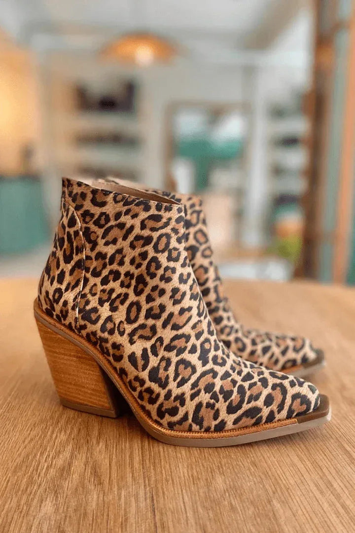 Lira™ | Botas de vaquero puntiagudas