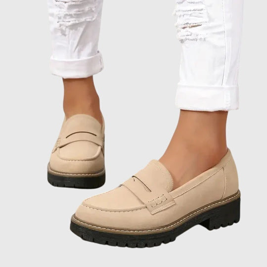 Melania | Mocasines de Gamuza Atemporales