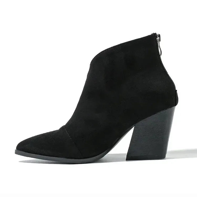 Sari™ | Botines de punta estrecha