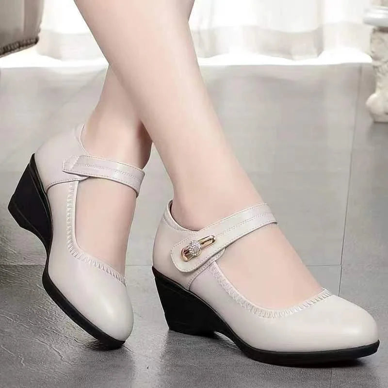 Lydia – Zapatos Elegantes de Tacón Medio y Cómodos