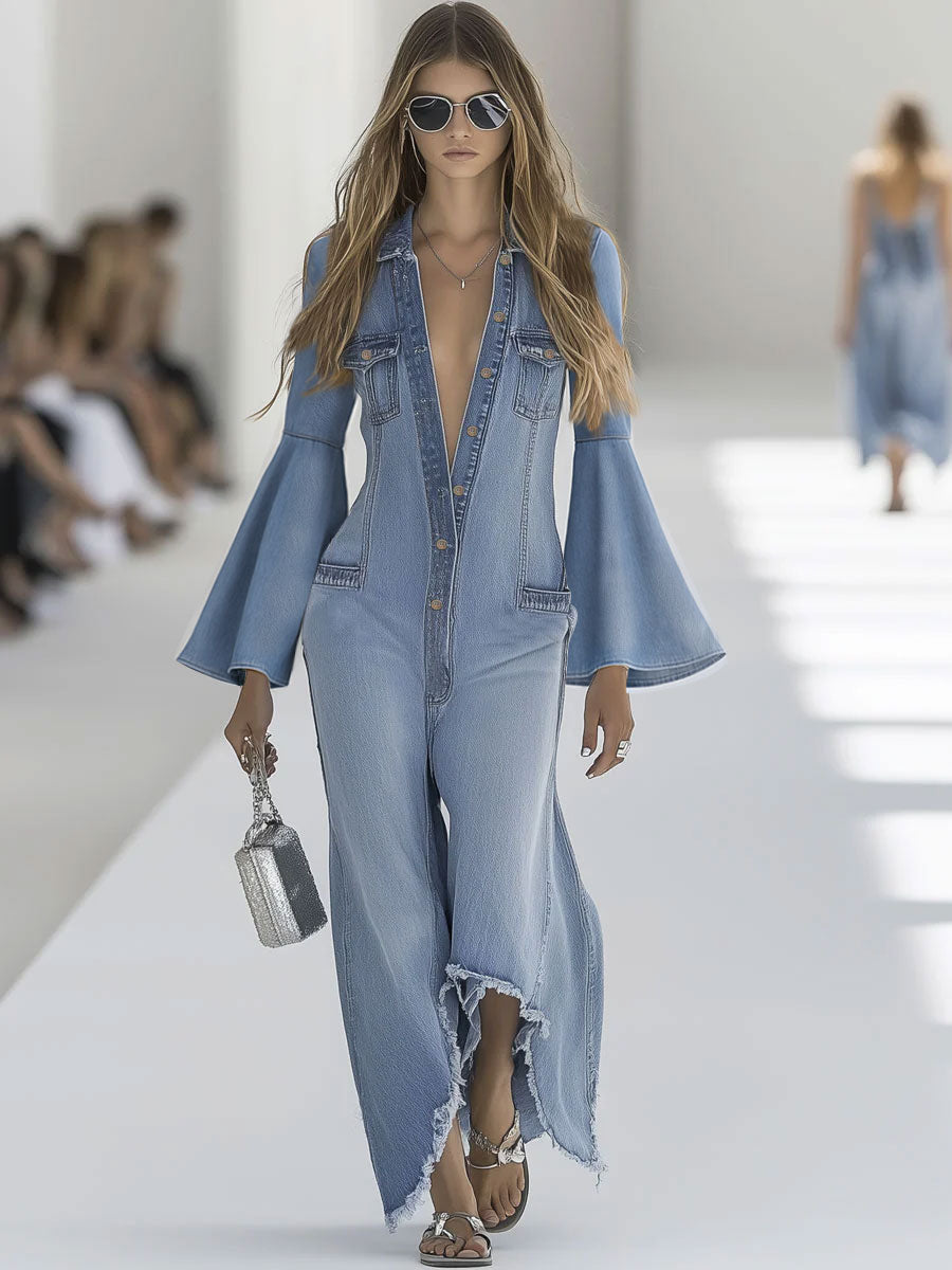 Mono casual retro de mezclilla azul claro, acampanado, de manga larga, pierna ancha y borde sin rematar