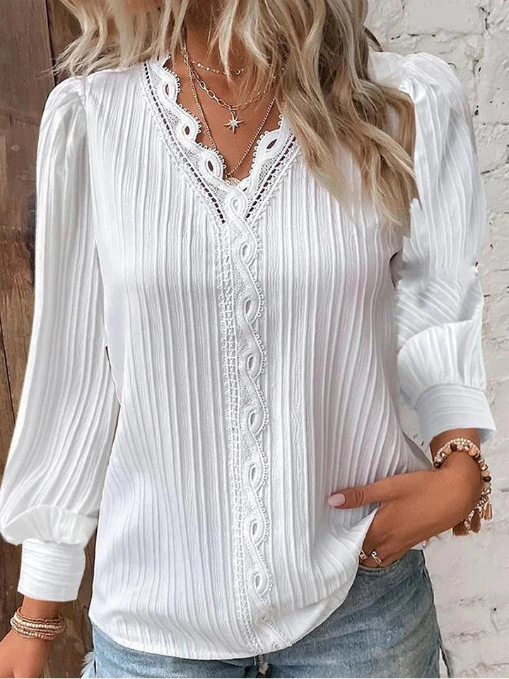 Sam™ | Blusa con detalles de gasa y encaje