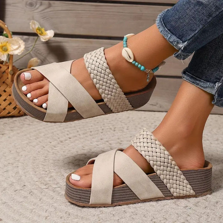 Abigail™ – Sandalias ortopédicas de cuero con correa