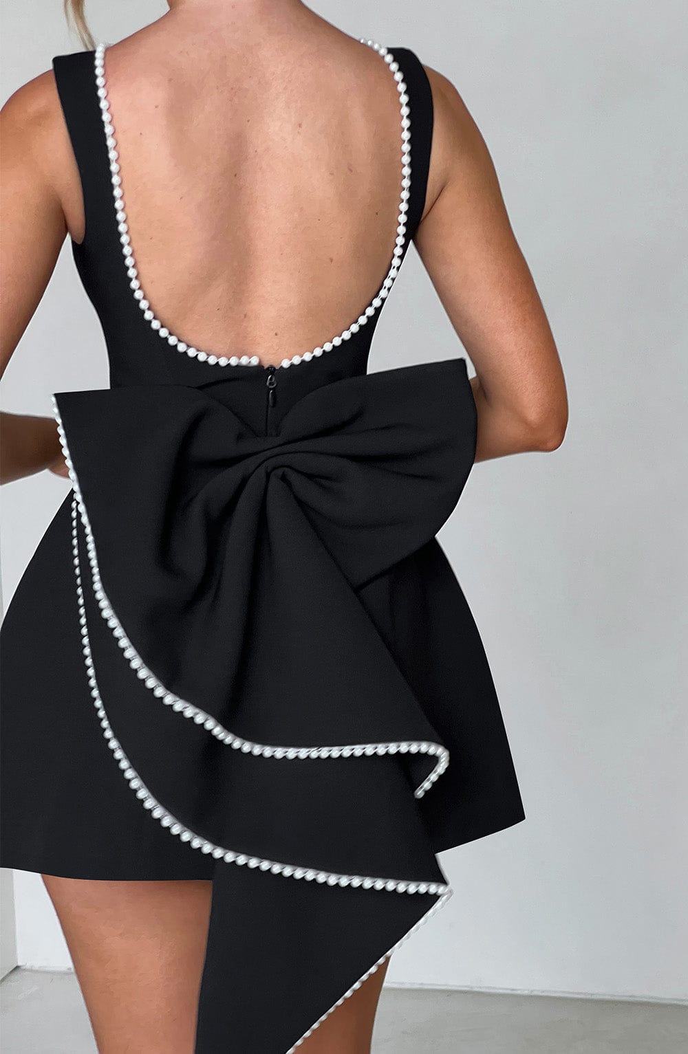 Celeste | Vestido Mini A-Line Feminino com Detalhe em Pérola sem Mangas