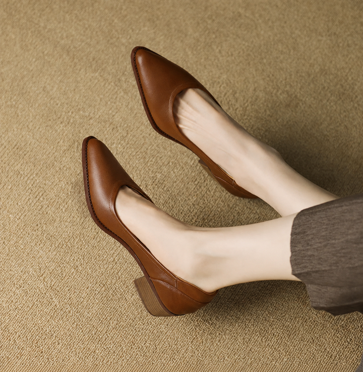 Cora | Décolleté da donna con tacco a blocco e punta appuntita, scarpe slip-on con tacco medio