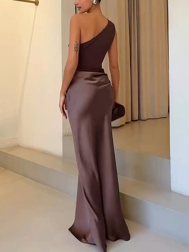 Anita™ | Elegantes Maxikleid mit einer Schulter, gerafftem Ausschnitt und für Partys