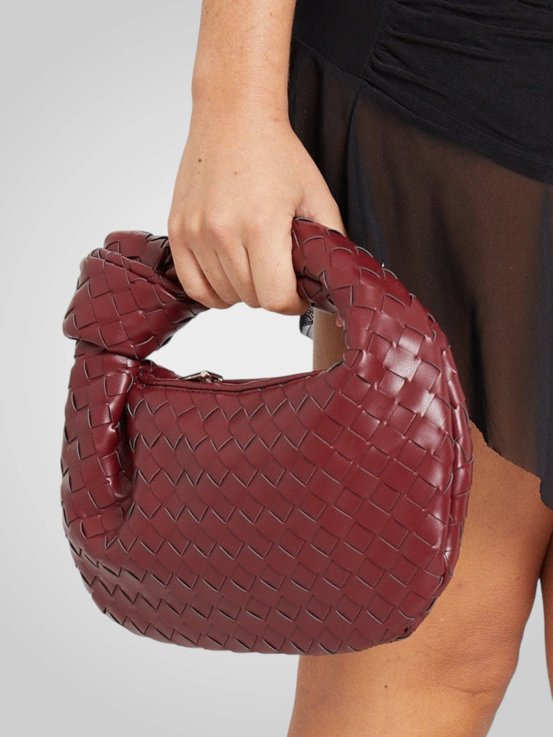 Aura | Mini sac avec poignée nouée tressée en cuir écologique ton vin
