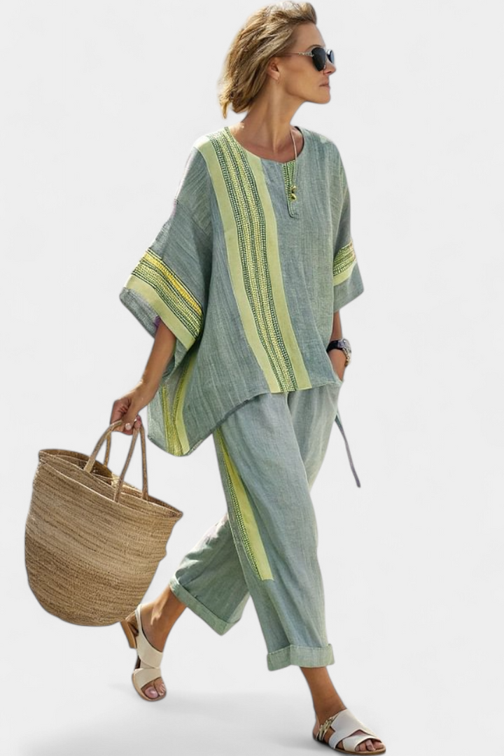 Via | Dámská dvoudílná souprava s oversized topem a zúženými kalhotami