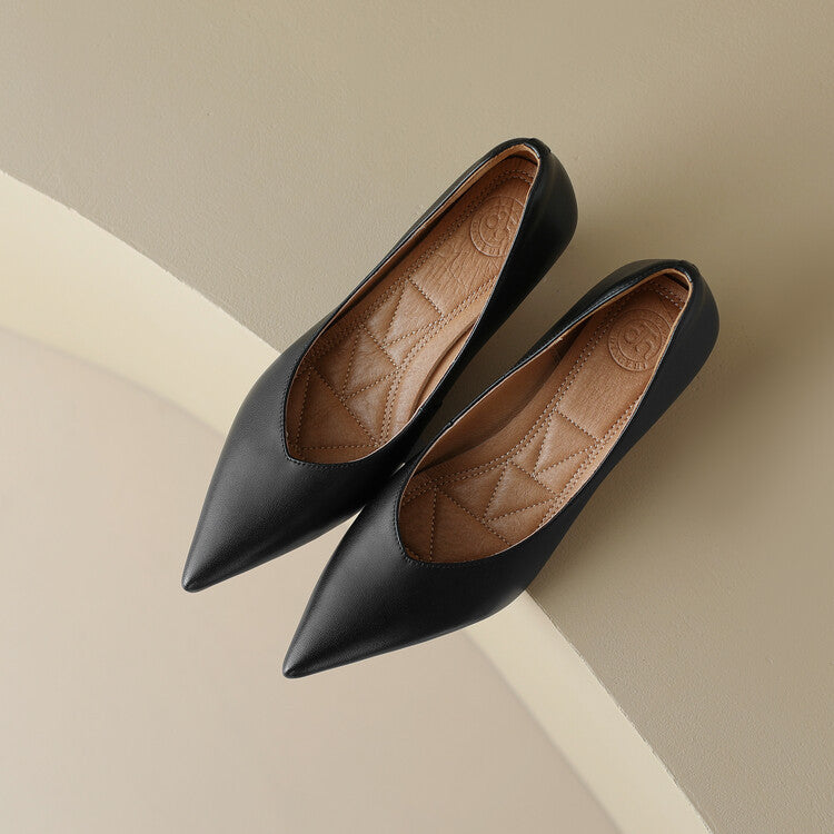 Camille | Décolleté da donna con punta a punta, tacco basso kitten, scarpe slip-on