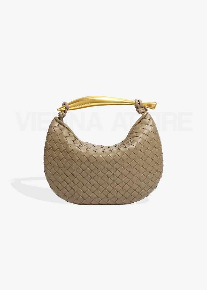 Alexandra – Sac à motif tissé avec poignée dorée
