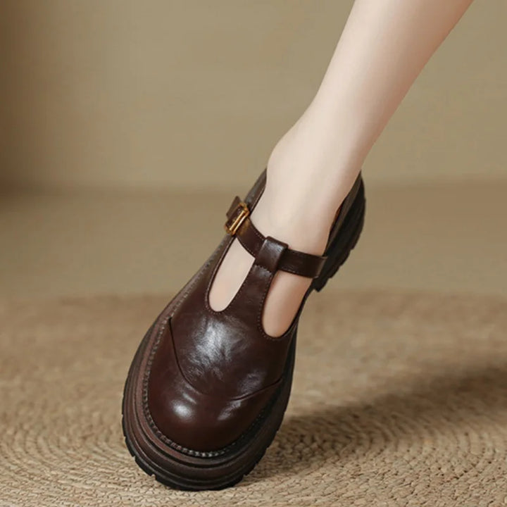 Luna | Zapatos Clásicos con Tira en T