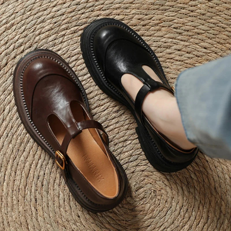 Luna | Zapatos Clásicos con Tira en T