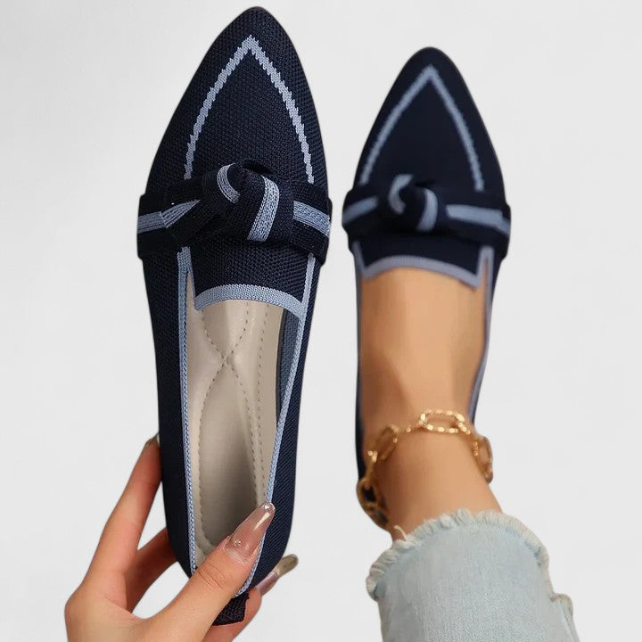 Nova | Mocassins femininos slip-on de bico fino com detalhe de nó