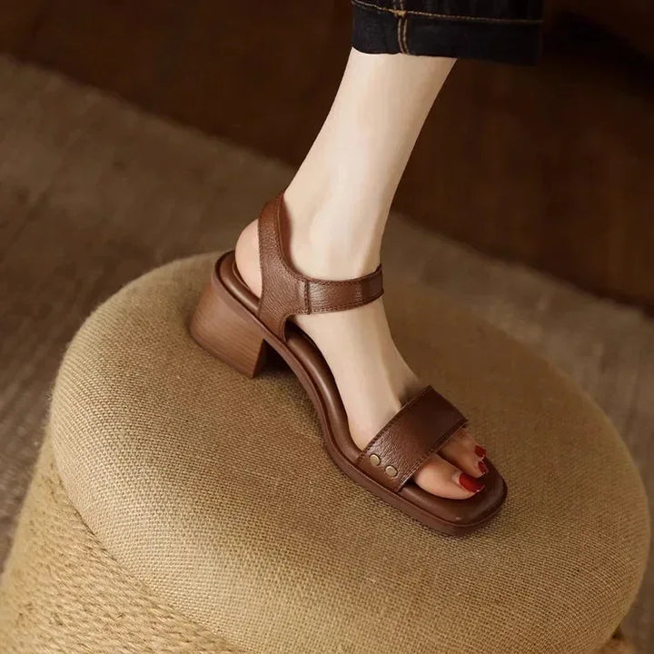 Sandalias de cuero Vallie™