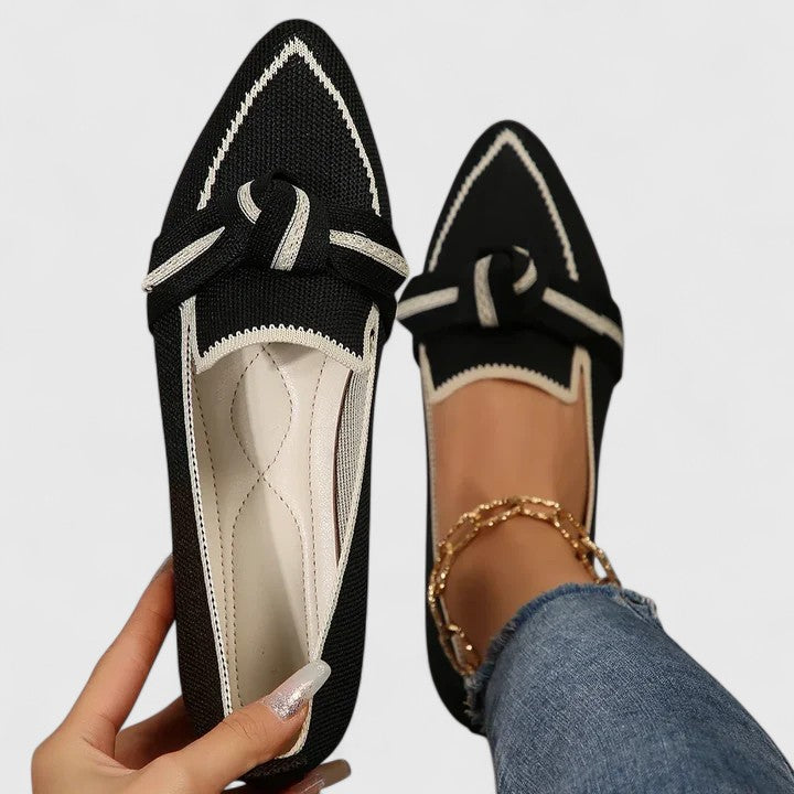 Nova | Mocassins femininos slip-on de bico fino com detalhe de nó