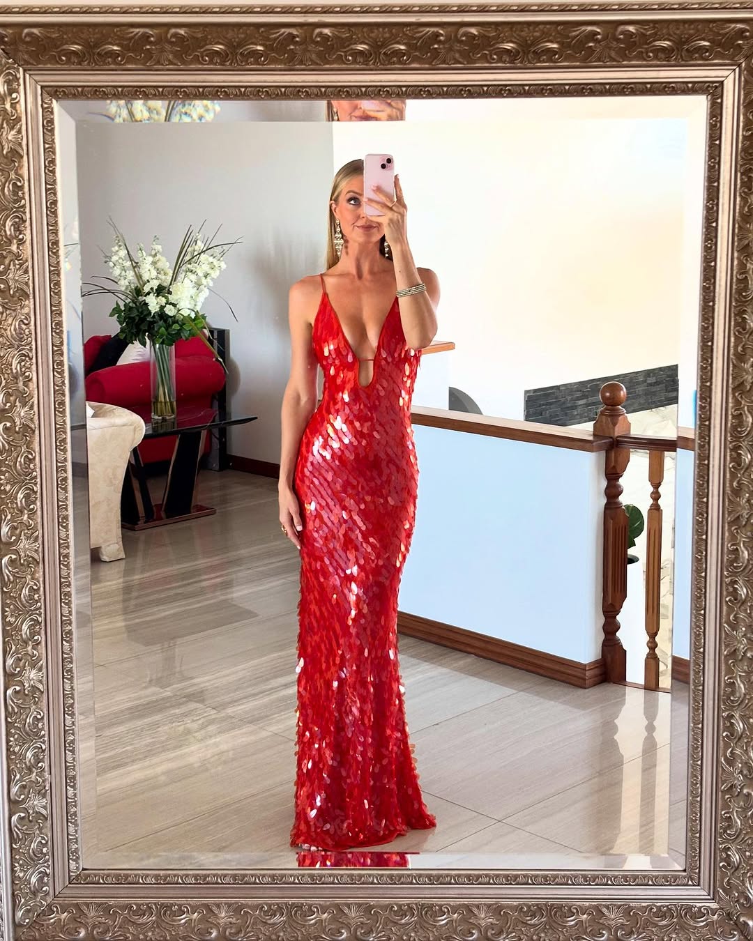 Nina – Vestido Drapeado Atemporal