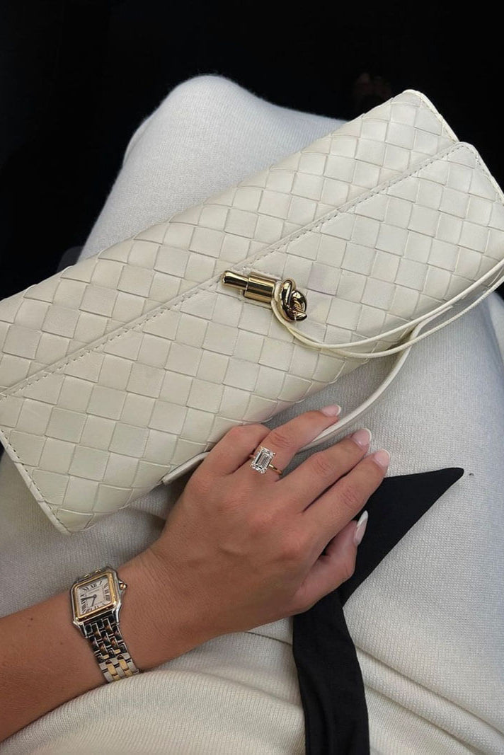 Sac pochette Mélanie avec détail nœud doré