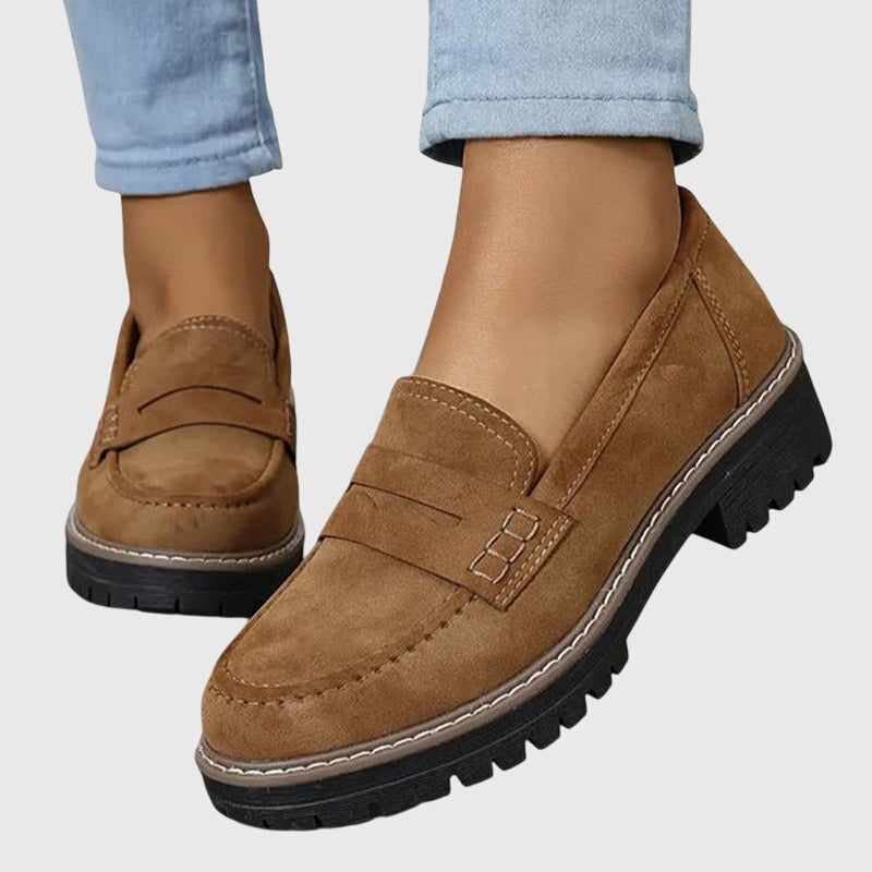 Melania | Mocasines de Gamuza Atemporales