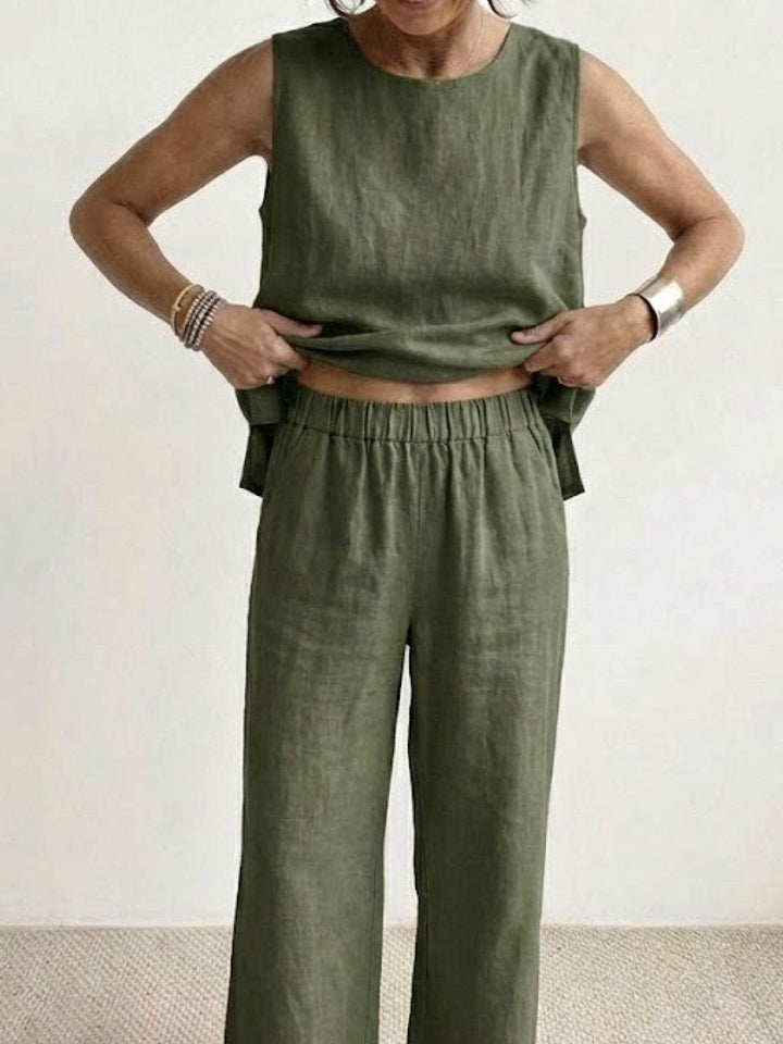 Olivia | Completo donna con canotta senza maniche e pantaloni a gamba larga
