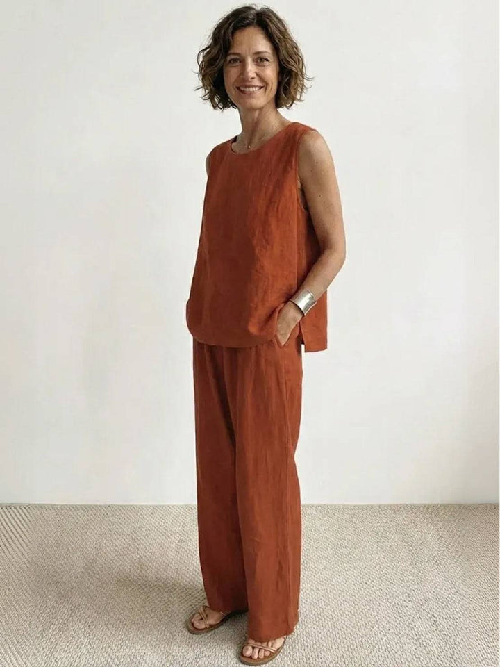 Olivia | Completo donna con canotta senza maniche e pantaloni a gamba larga