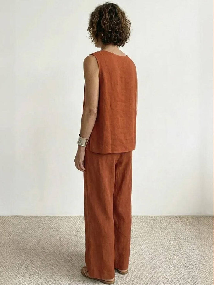 Olivia | Completo donna con canotta senza maniche e pantaloni a gamba larga